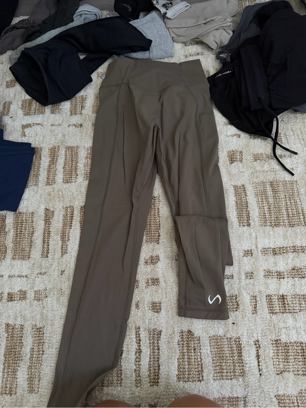 High-Rise Olive Leggings with Reflective Logo